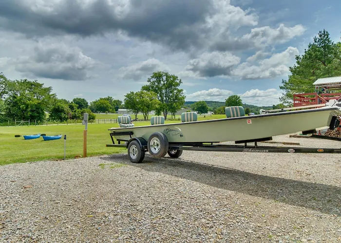 Norfork Studio By White River: Ideal For Fishing!