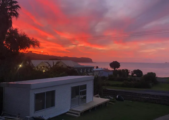 Omapere Beach Apartments
