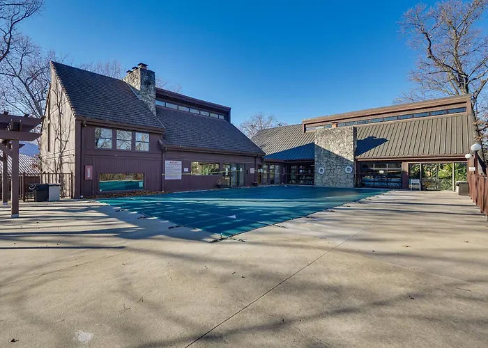 Boat Slip & Pools: Waterfront Osage Beach Condo!