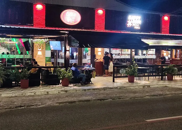 Da Silva residência à 200 metros da praia do Bessa
