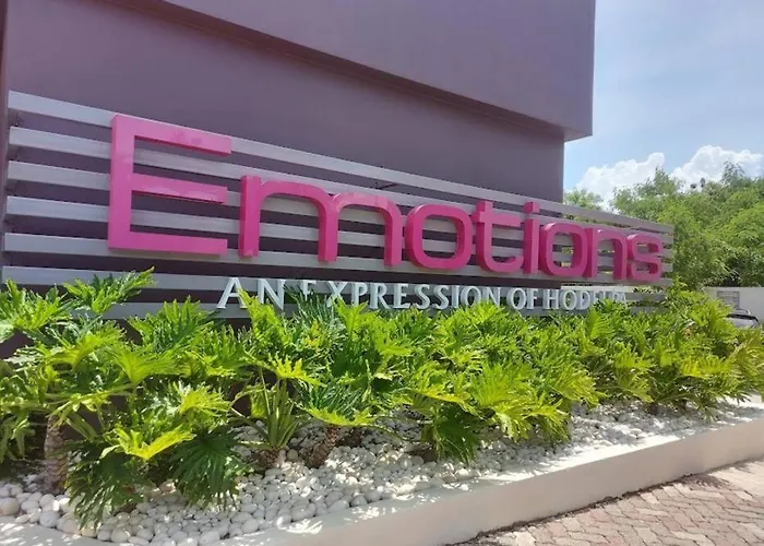 Casa En Villas Jubey Con Acceso Al Hotel Emotion By Hodelpa