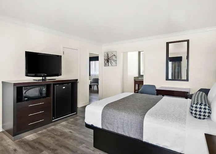 Best Western Park Crest Inn