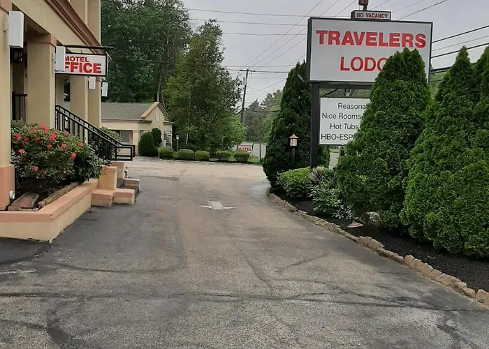 Travelers Lodge