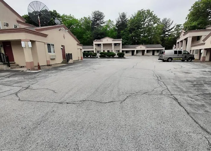 Travelers Lodge