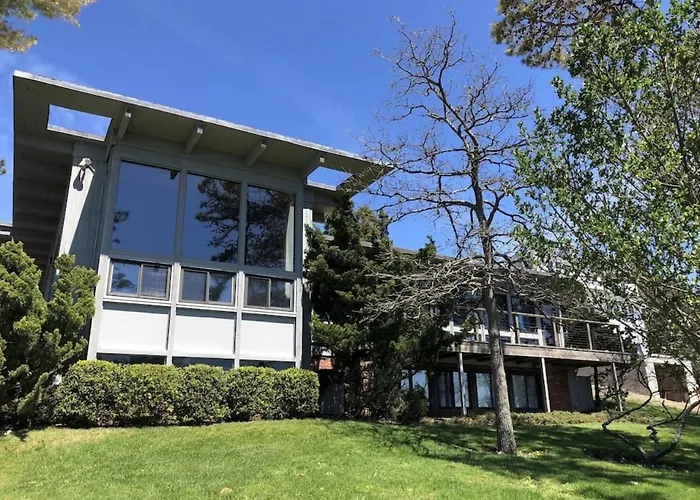 Villa Perlman