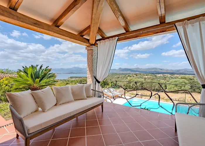 Villa Capo Coda Cavallo Piscina Privata