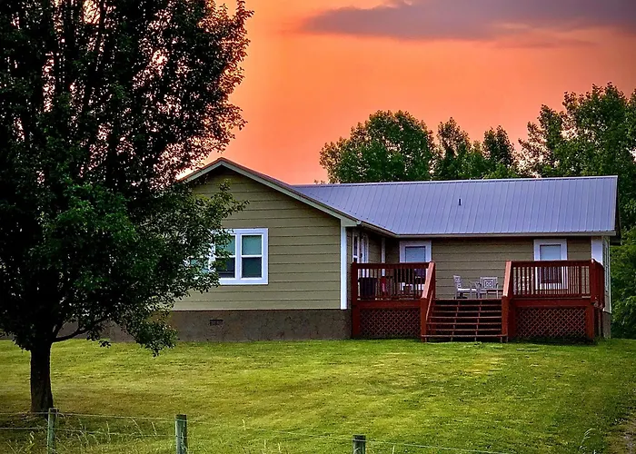 Baxter Farmhouse