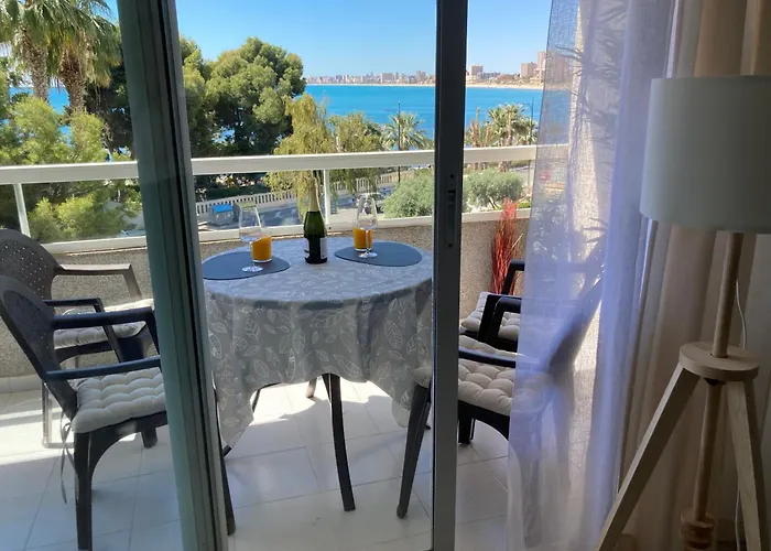 B L U E: Muchavista Sea View Apartment