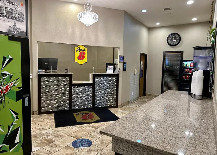 Super 8 By Wyndham Mount Vernon, Il