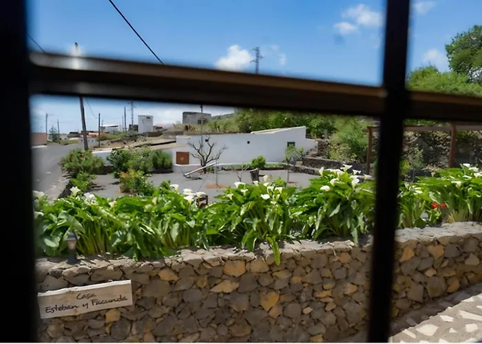Casa Esteban Y Facunda