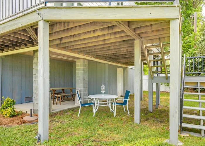 New Bern Home W/ Water View Near Downtown!