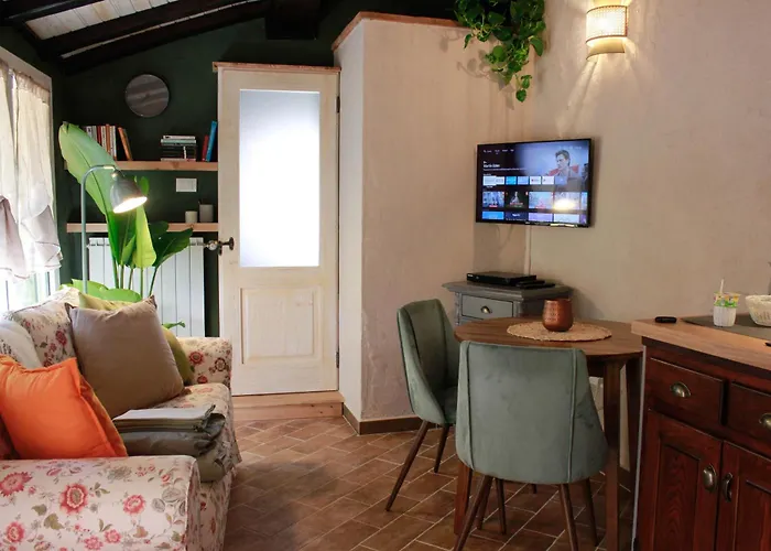 La Casina Di Mezzo - Tiny House
