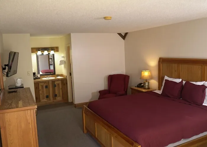 Skyline Lodge