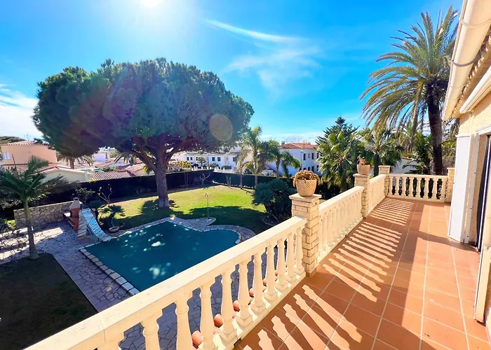 Villa - Casa Ines