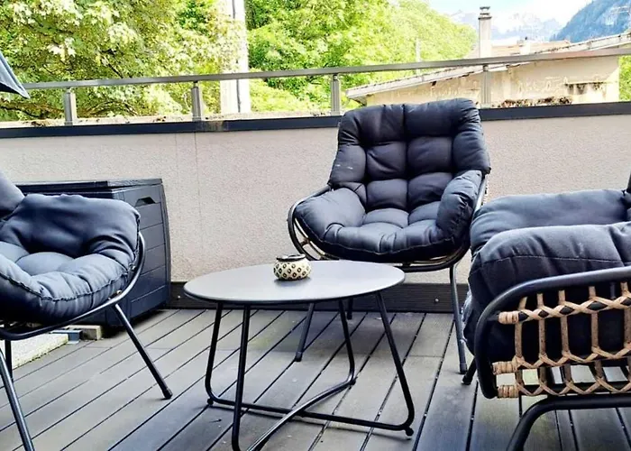 Black&White Home-By So'Serenityhome-Balcon-Parking