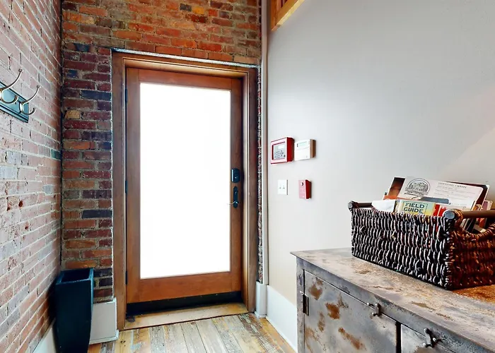 Unit 201 - The Lofts At Church St