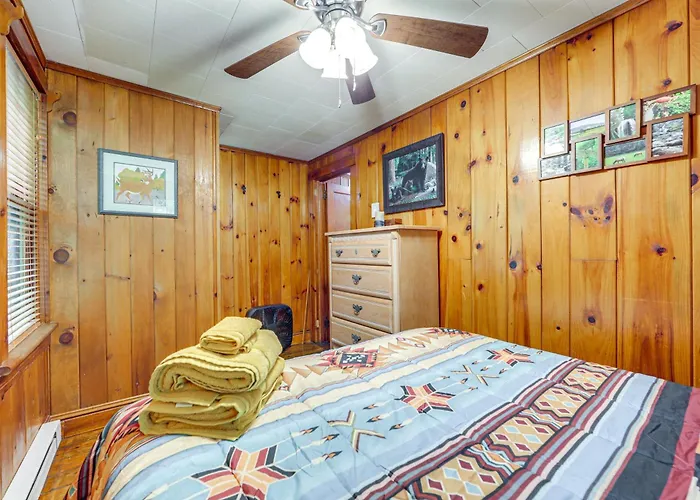 Pet-Friendly Creekside Cabin W/ Pool Access!