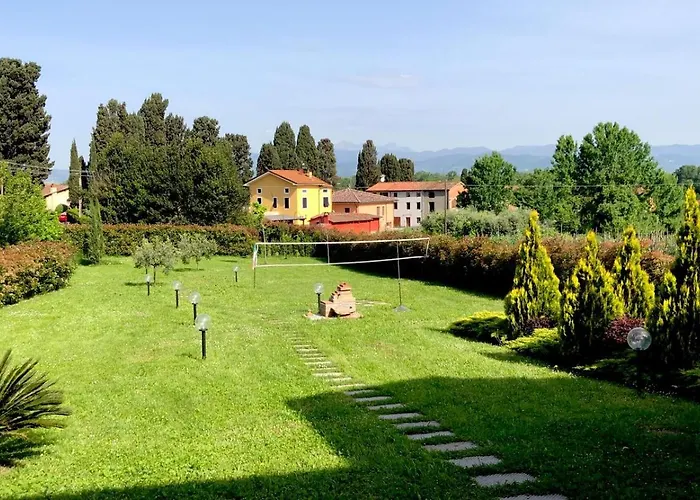 Intero Alloggio Campagna Lucca