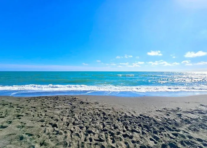 A Due Passi Dal Mare E Stazione