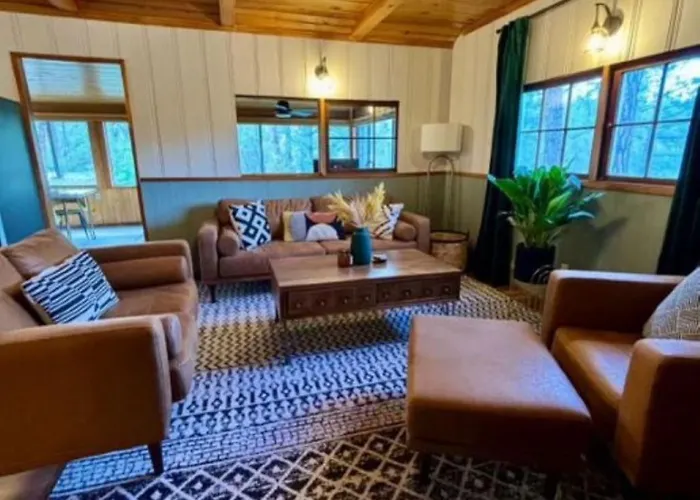 Dancing Pines Cabin