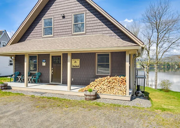 Lakefront New Hampshire Hideaway W/ Deck & Views
