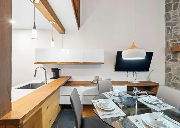 Country Chic Condo With Views Of Mont-Tremblant