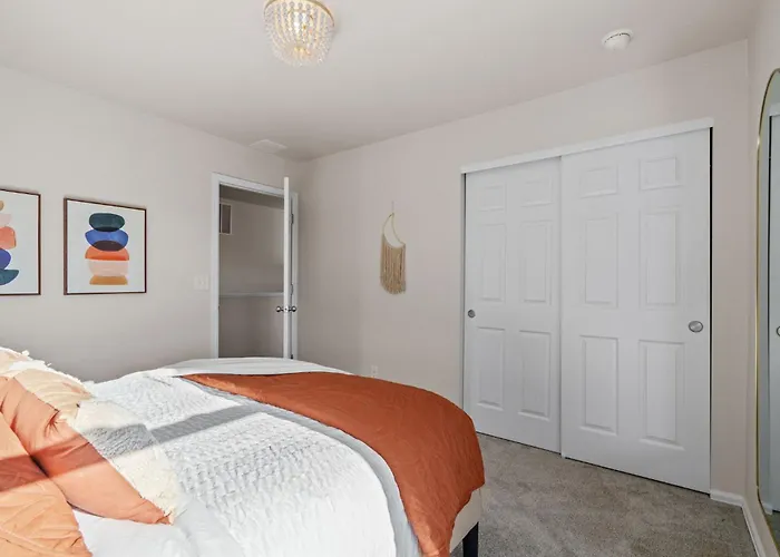 New! Family-Friendly Home With Pool Table, King Beds
