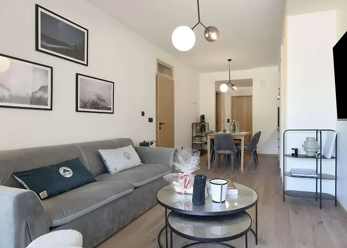 Appartement Moderne 46 M², 4 Pers, Courchevel Moriond, Skis Aux Pieds, Balcon, Parking, Wifi, Ascenseur