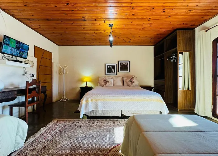 Hospedagem Platô