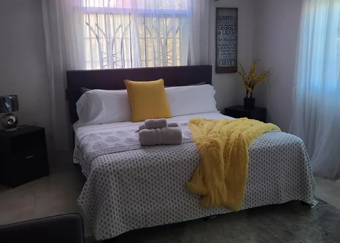 Caribbean Estates, 10 Mins From The Beach, Beautiful Gated Community