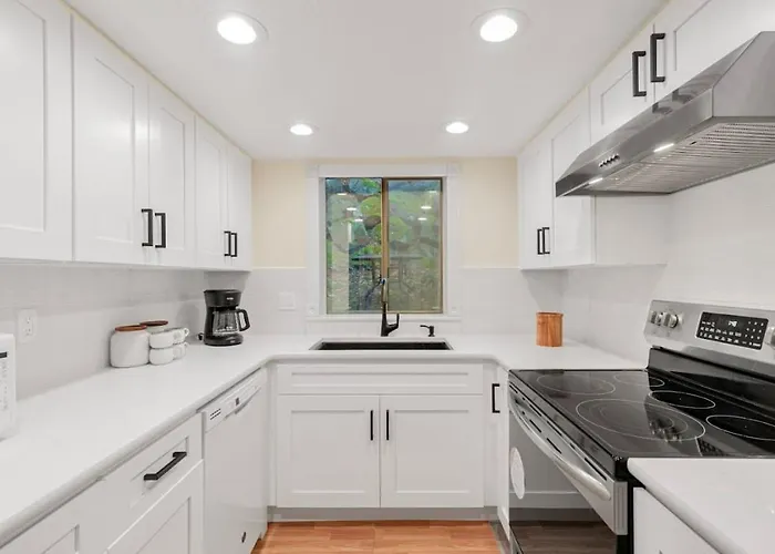 Bellevue Modern Luxe Townhouse Near Dt 520 I405