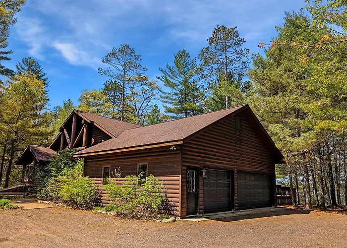 Logland Lakehouse In Arbor Vitae Wi