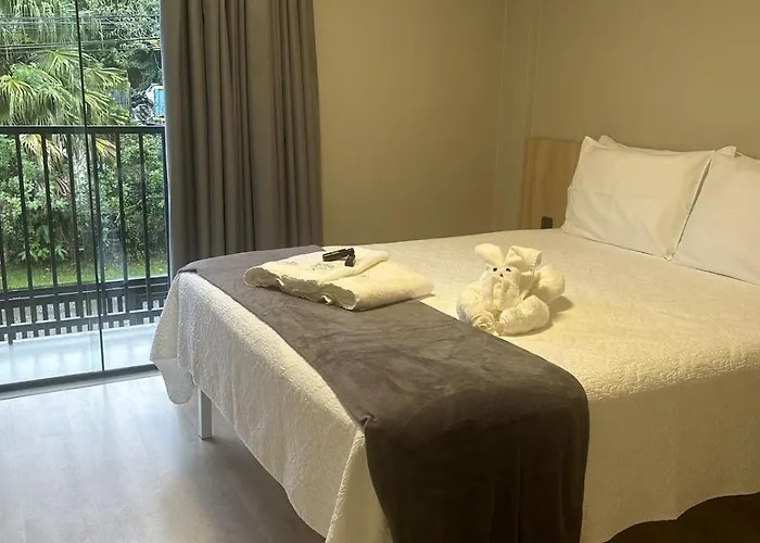 BORA BORA RESIDENCE II Geminados 600 METROS DA EXPOVILLE