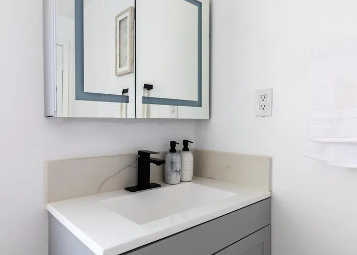 Free Parking Pasadena Room Near Convention Center & Caltech