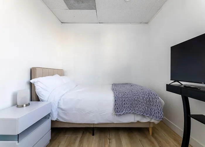 Free Parking Pasadena Room Near Convention Center & Caltech