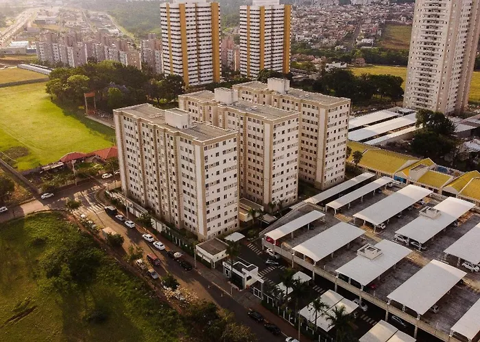 Apto 400m UEL, 2 quartos, ar condicionado egaragem