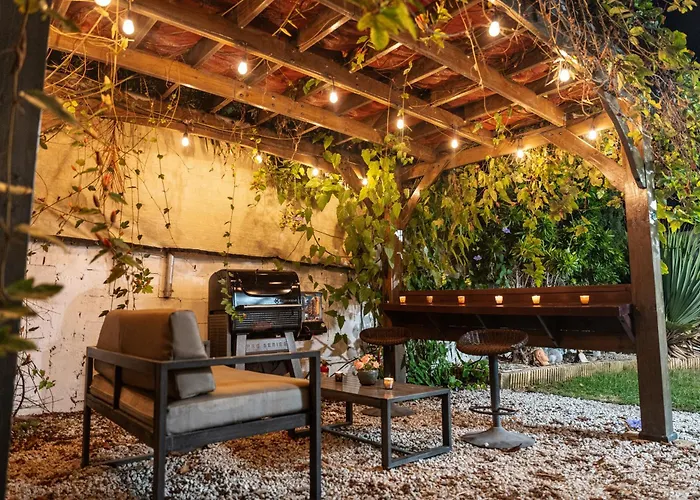Zen Garden 1Br With Patio, Generator And Laundry