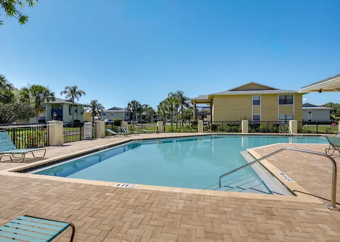 Walk To Pier: St Augustine Beach Condo W/ Balcony!
