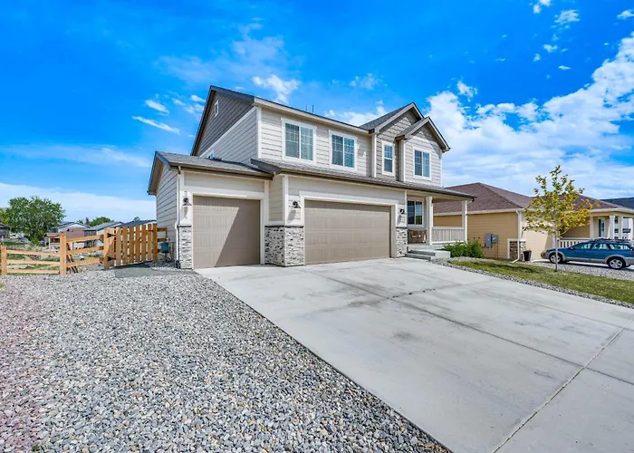 Berthoud Home W/ Fire Pit, Close To Lake Loveland!