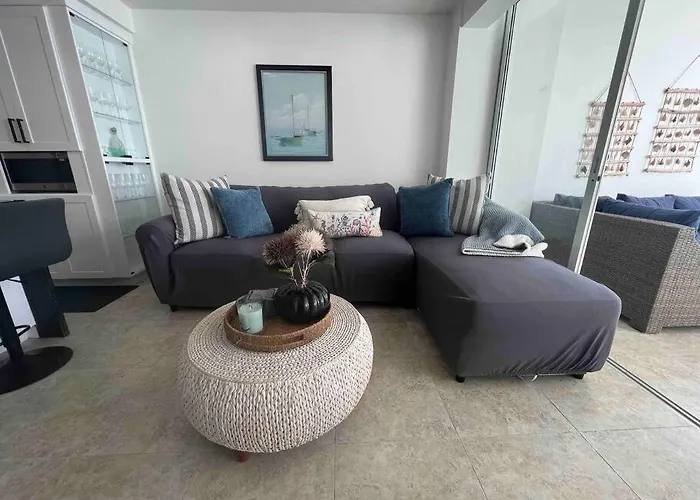 Bueno Paradise Condo In Marbella