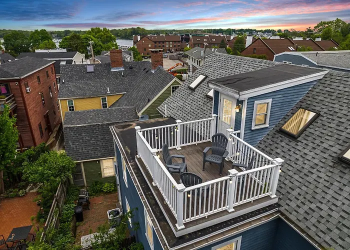 Steps To Downtown Rooftop Deck Flexible Temp Stay