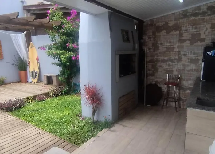 Casa com piscina pertinho do mar Centro de Mariluz