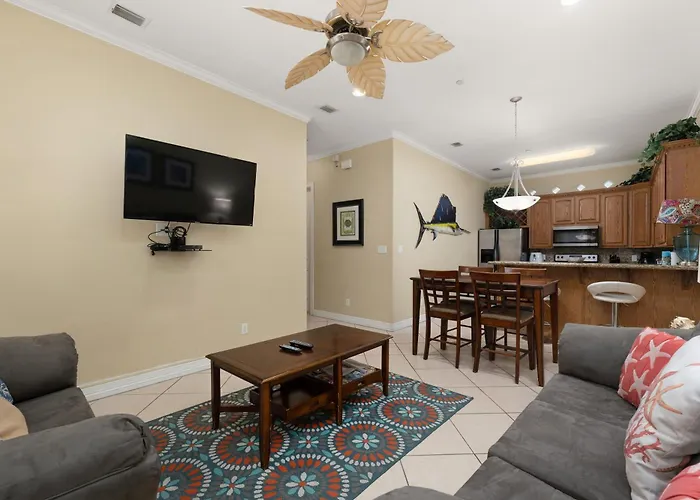 Beautiful 2 Bed 2 Bath 1St Floor Condo By Beach With Pool