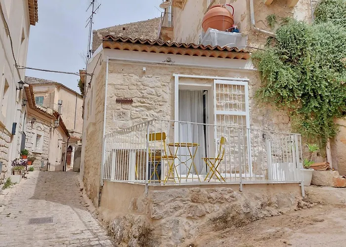 Domus Sicilie