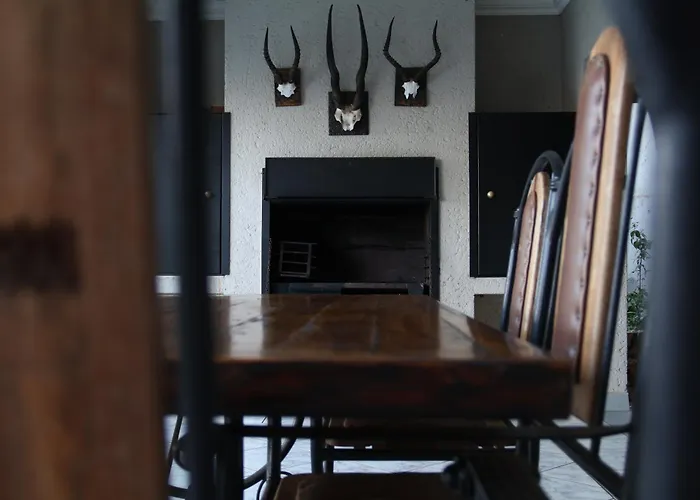 Kosmos Lodge