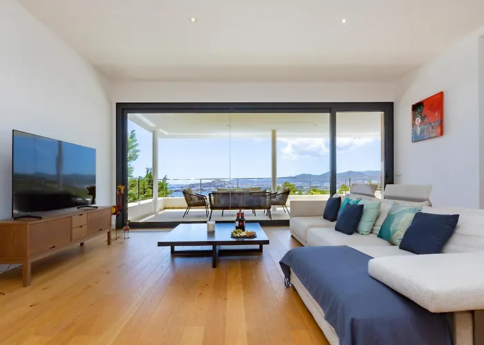 Ibiza Town Modern Villa Sleeps 10