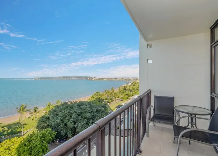 Studio 908 - Panoramic Ocean Views On The Strand