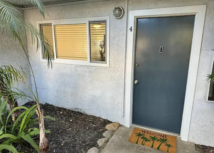 Carpinteria Beach Studio Condo