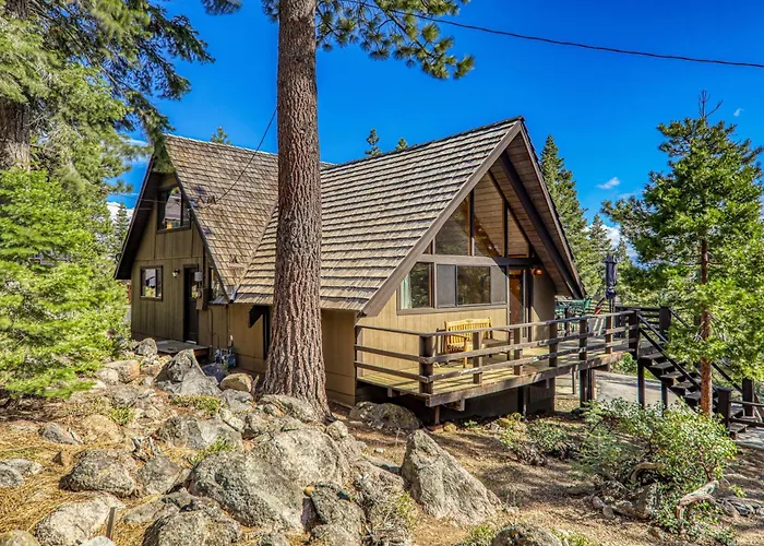 4Br Tahoe Retreat In Prime Location