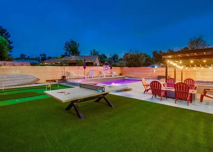5Br Oasis - Pool, Hot Tub & Luxe Outdoor Retreat